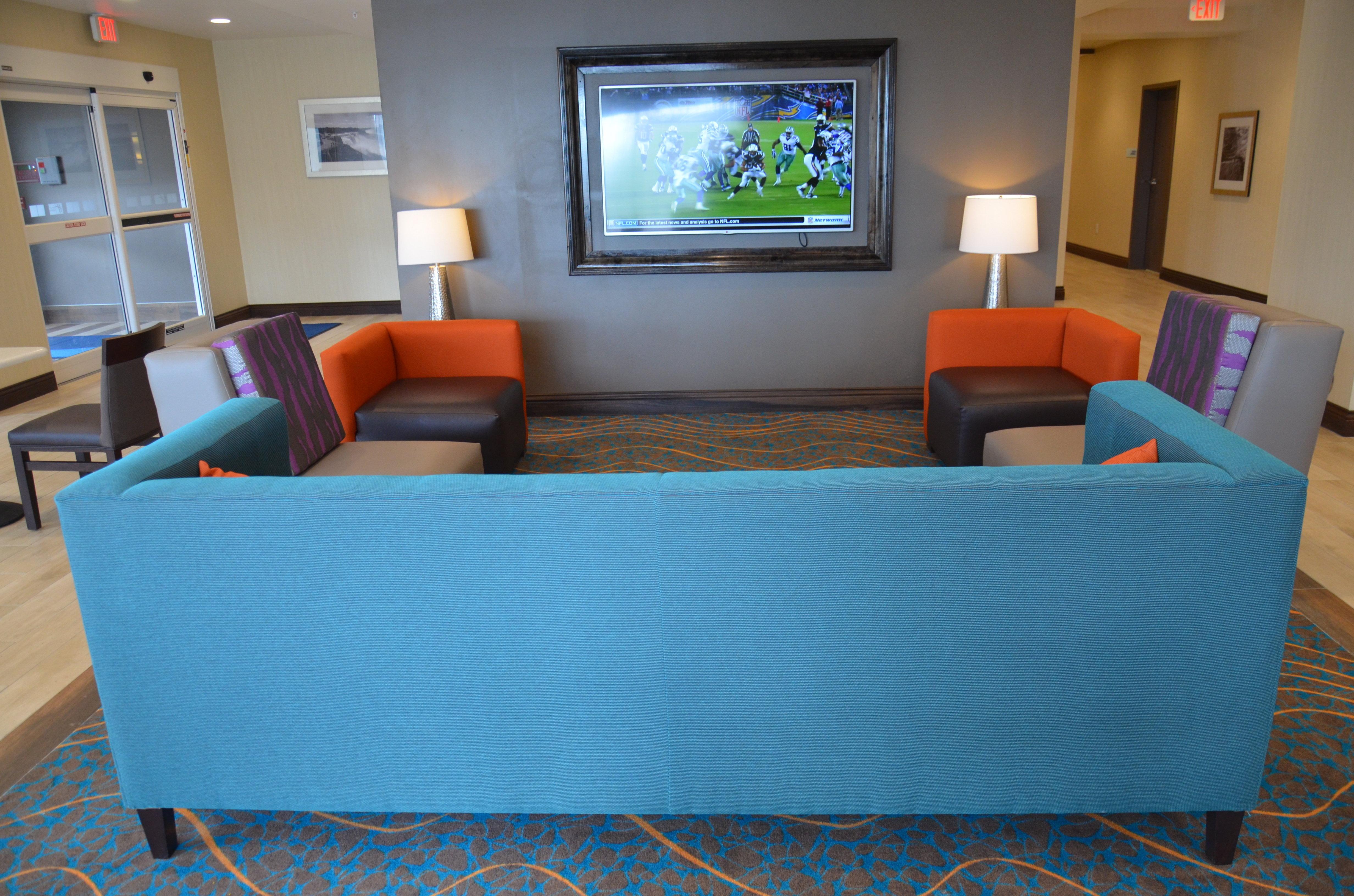 Holiday Inn Express & Suites Cheektowaga North East By Ihg 외부 사진